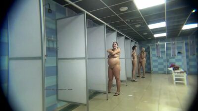 Camara oculta en el baño xxx