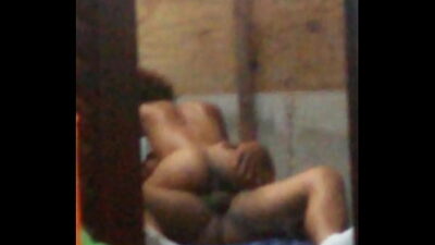 Morenas flacas