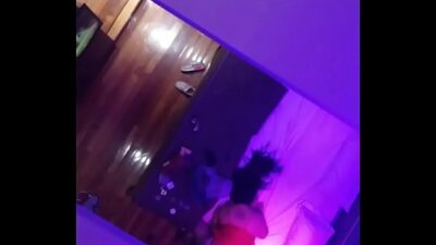 Nena cojiendo