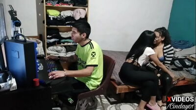 Todos los tetavius