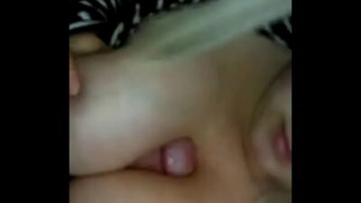 Abuelas enseñando las tetas