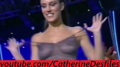 Desfile lenceria erotica