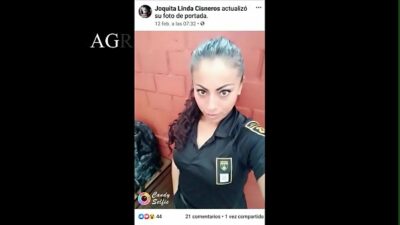 Policias guapos desnudos