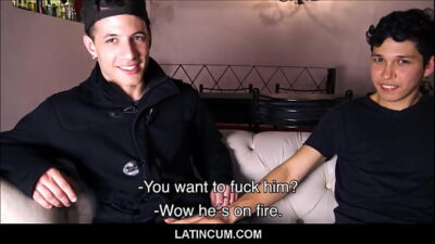 Video gay en español