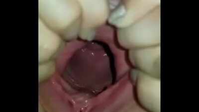 Chica blamca varios negros