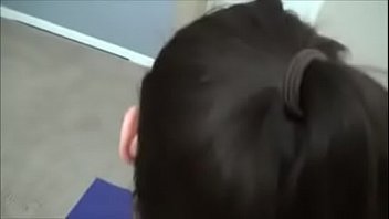 Madre se aprovecha de hijo