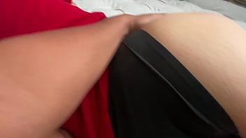 Espió a mi hermanastra