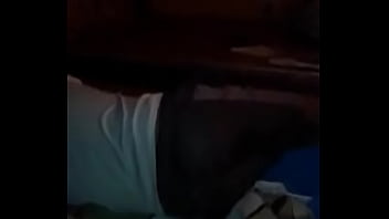 Me cojo a mi comadre por el culo en español