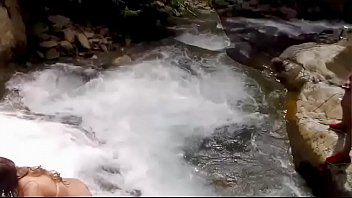 Adriana ríos cogiendo