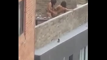 Cholitas asiendo relaciones