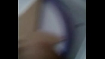 Culeando a una tetona y nalgon