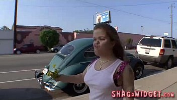 Enanas jovensitas con engor