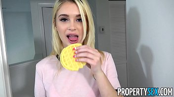 Maravilloso Ninfetine Follando Yummy En XXX Porno Rubias