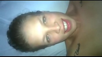 Caliente nuevo amateur sexo permitiendo puñetazo profundo en el culo
