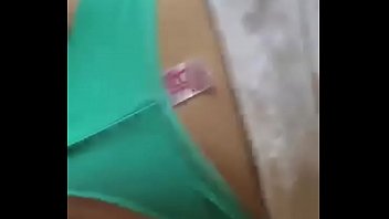 Porno amateur de una buena recibiendo en el coño